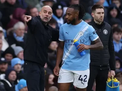 Pep Guardiola ‘bức xúc’ vì Man City không còn là ông lớn chi tiêu số 1 Ngoại hạng Anh