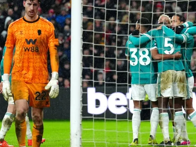 HLV Slot tiết lộ bí quyết chiến thắng Sunderland: ‘Đây chính là sự khác biệt’